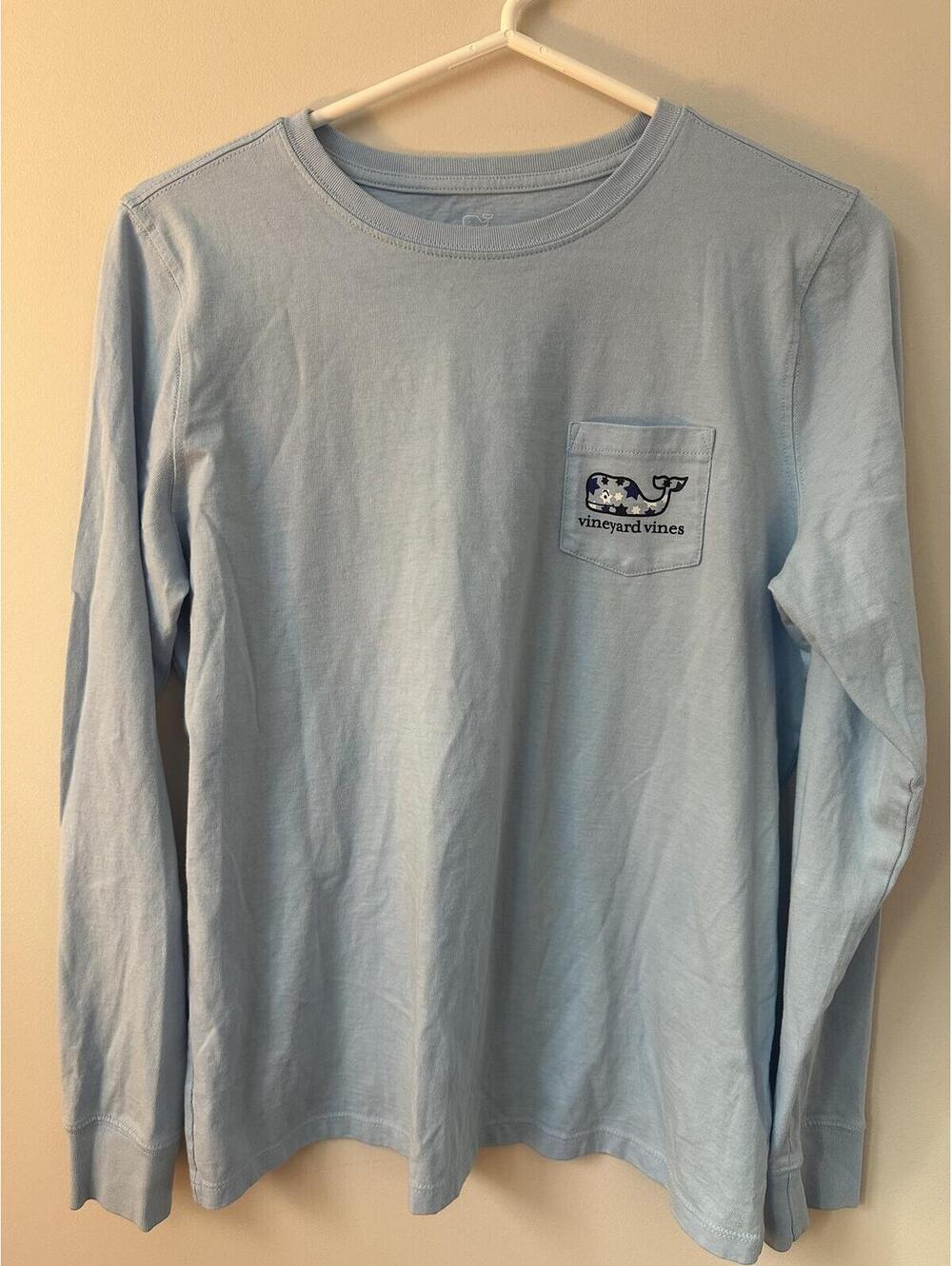 Vineyard Vines Women's Hanukkah Icons Medium Long-Sleeve Pocket Tee